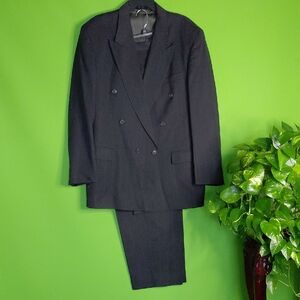 Fenzia Elegant Charcoal Men's 2pc. Suit